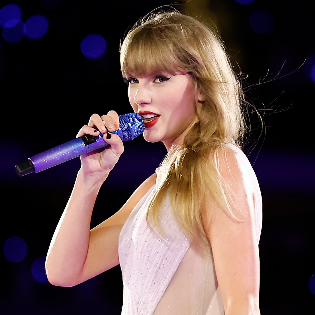 Why Taylor Swift’s Lilac Short Skirt Is Going Viral Why Taylor Swift’s Lilac Short Skirt Is Going Viral